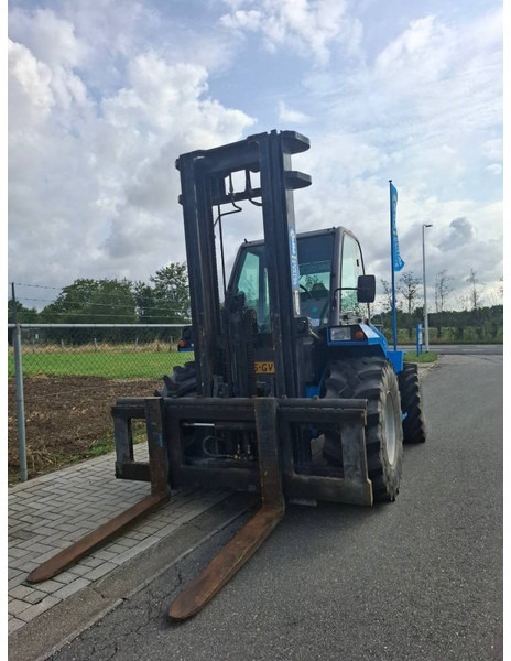 Manitou M 50.4 T | 2012 - Empilhador a diesel: foto 4 Manitou M 50.4 T | 2012 - Empilhador a diesel: foto 4