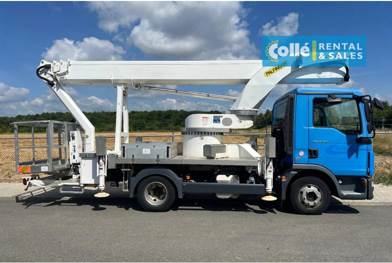 Palfinger P 300 KS | 2015 - Caminhão com plataforma aérea: foto 3 Palfinger P 300 KS | 2015 - Caminhão com plataforma aérea: foto 3