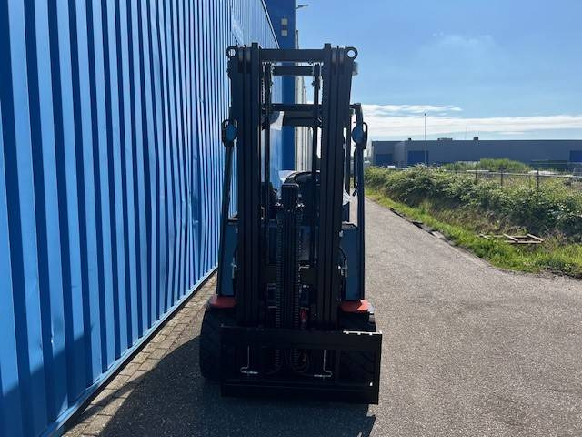 Toyota Traigo 80 9FBM35T | 2024 - Empilhador elétrico: foto 5 Toyota Traigo 80 9FBM35T | 2024 - Empilhador elétrico: foto 5