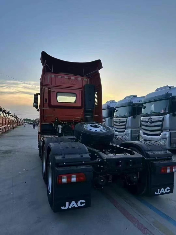 Tractor JAC K7: foto 9