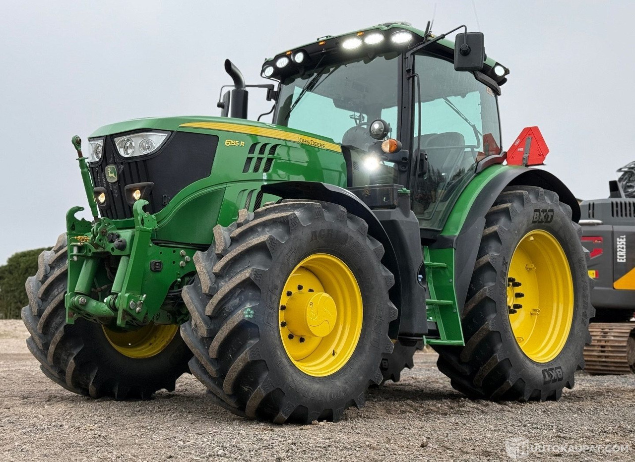 John Deere 6155R, 2016, 9 571 h, Lahti - Máquina agrícola: foto 1 John Deere 6155R, 2016, 9 571 h, Lahti - Máquina agrícola: foto 1
