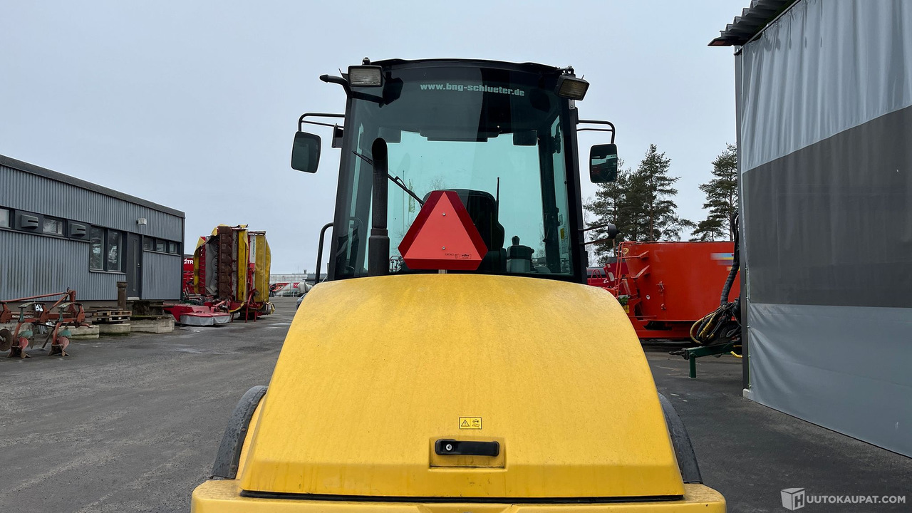 New Holland W80 TC HIGHSP, 2008, pyöräkuormaaja, Seinäjoki - Máquina agrícola: foto 2 New Holland W80 TC HIGHSP, 2008, pyöräkuormaaja, Seinäjoki - Máquina agrícola: foto 2