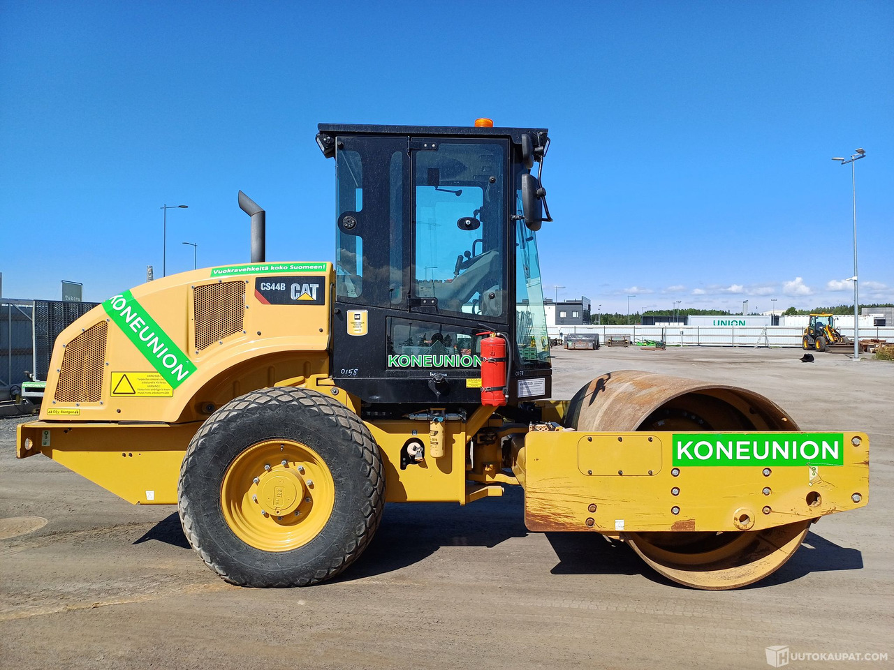 Cat CS44B (2018) valssijyrä, Helsinki - Máquina de construção: foto 3 Cat CS44B (2018) valssijyrä, Helsinki - Máquina de construção: foto 3