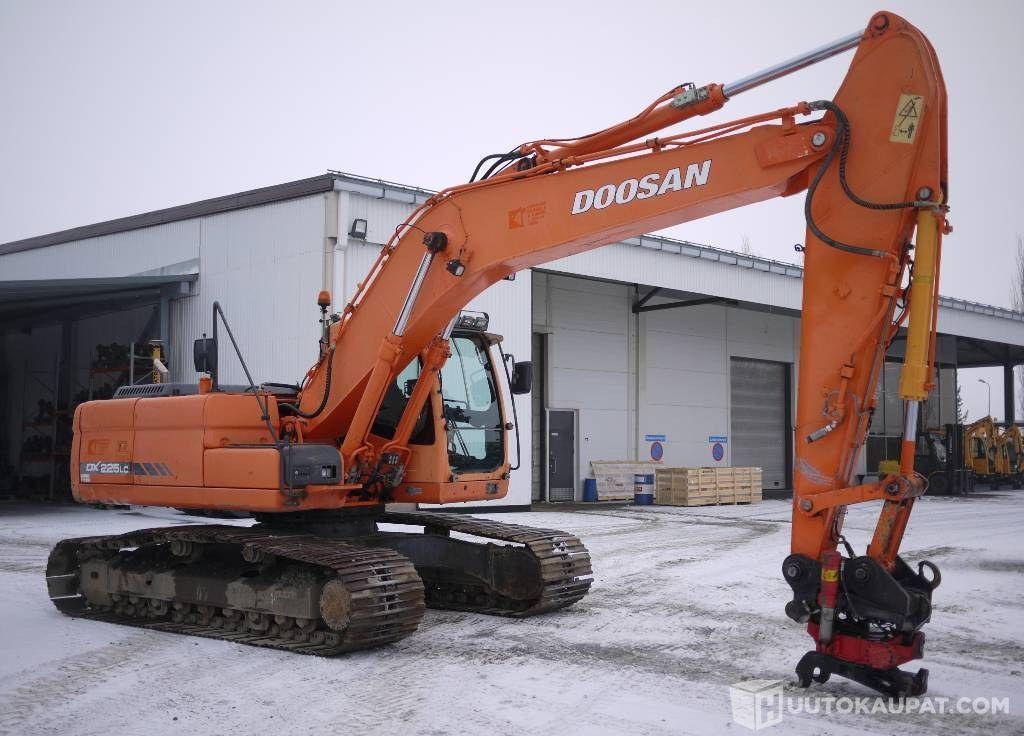Doosan DX 225 LC, 2008, 16 115 h Kaivinkone, Humppila - Máquina de construção: foto 3 Doosan DX 225 LC, 2008, 16 115 h Kaivinkone, Humppila - Máquina de construção: foto 3