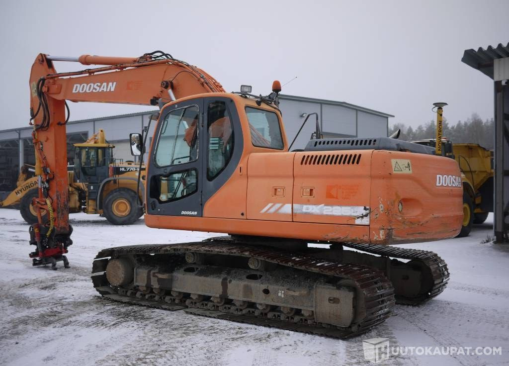 Doosan DX 225 LC, 2008, 16 115 h Kaivinkone, Humppila - Máquina de construção: foto 1 Doosan DX 225 LC, 2008, 16 115 h Kaivinkone, Humppila - Máquina de construção: foto 1