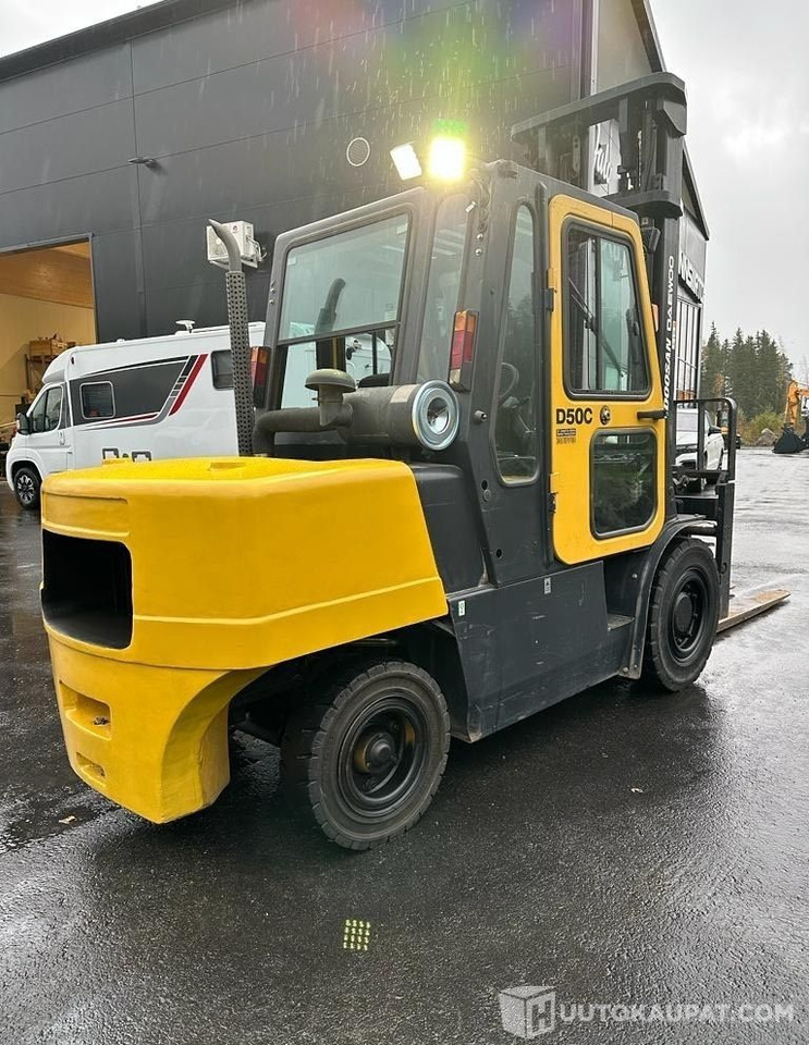 Doosan Daewoo D50-C2, 2007, 4 900 h dieseltrukki, Lempäälä - Máquina de construção: foto 2 Doosan Daewoo D50-C2, 2007, 4 900 h dieseltrukki, Lempäälä - Máquina de construção: foto 2