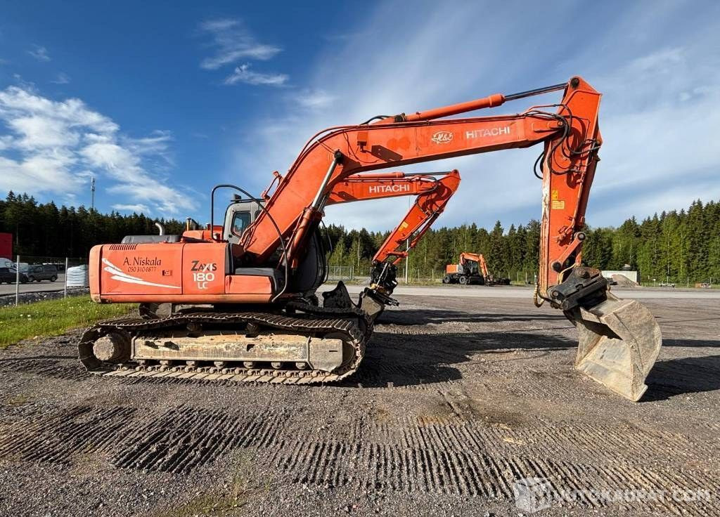 Hitachi ZX180, 2004, 12 652 h Tela-alustainen Kaivinkone, Lieto - Máquina de construção: foto 2 Hitachi ZX180, 2004, 12 652 h Tela-alustainen Kaivinkone, Lieto - Máquina de construção: foto 2