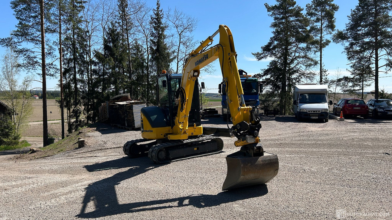 Kumitelakaivinkone Komatsu PC55MR, vm. 2021, sekä EC206 rototiltti, Lieto - Máquina de construção: foto 4 Kumitelakaivinkone Komatsu PC55MR, vm. 2021, sekä EC206 rototiltti, Lieto - Máquina de construção: foto 4