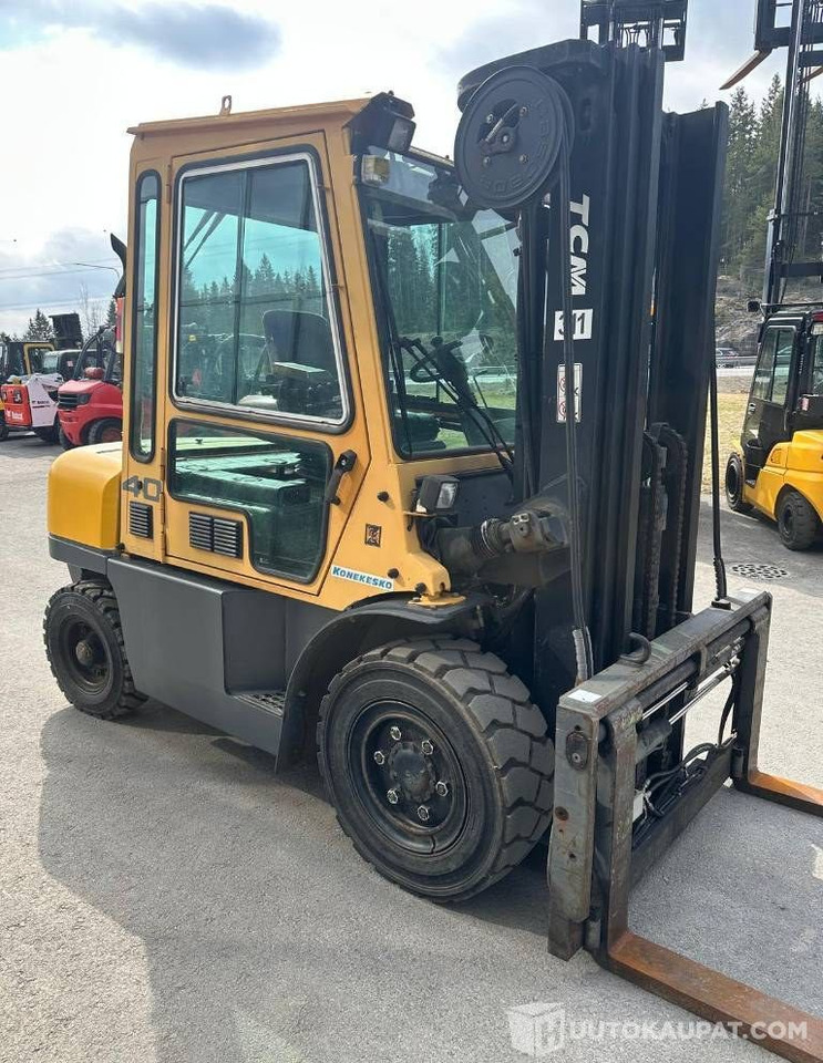 TCM FD40T8, 1999, 4 735 h, Lempäälä - Máquina de construção: foto 3 TCM FD40T8, 1999, 4 735 h, Lempäälä - Máquina de construção: foto 3