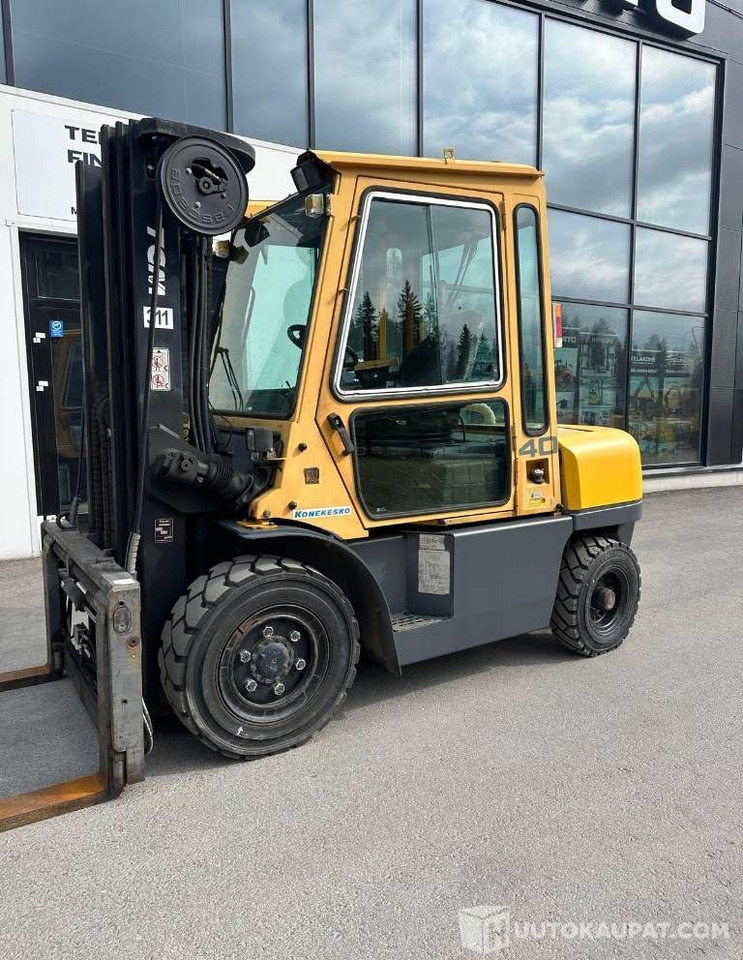 TCM FD40T8, 1999, 4 735 h, Lempäälä - Máquina de construção: foto 5 TCM FD40T8, 1999, 4 735 h, Lempäälä - Máquina de construção: foto 5