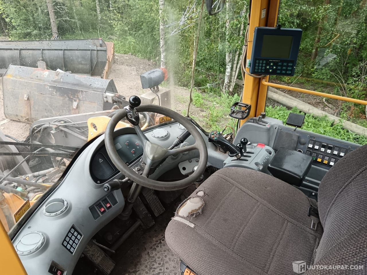 Volvo L70E, 2005, Lieto - Máquina de construção: foto 3 Volvo L70E, 2005, Lieto - Máquina de construção: foto 3