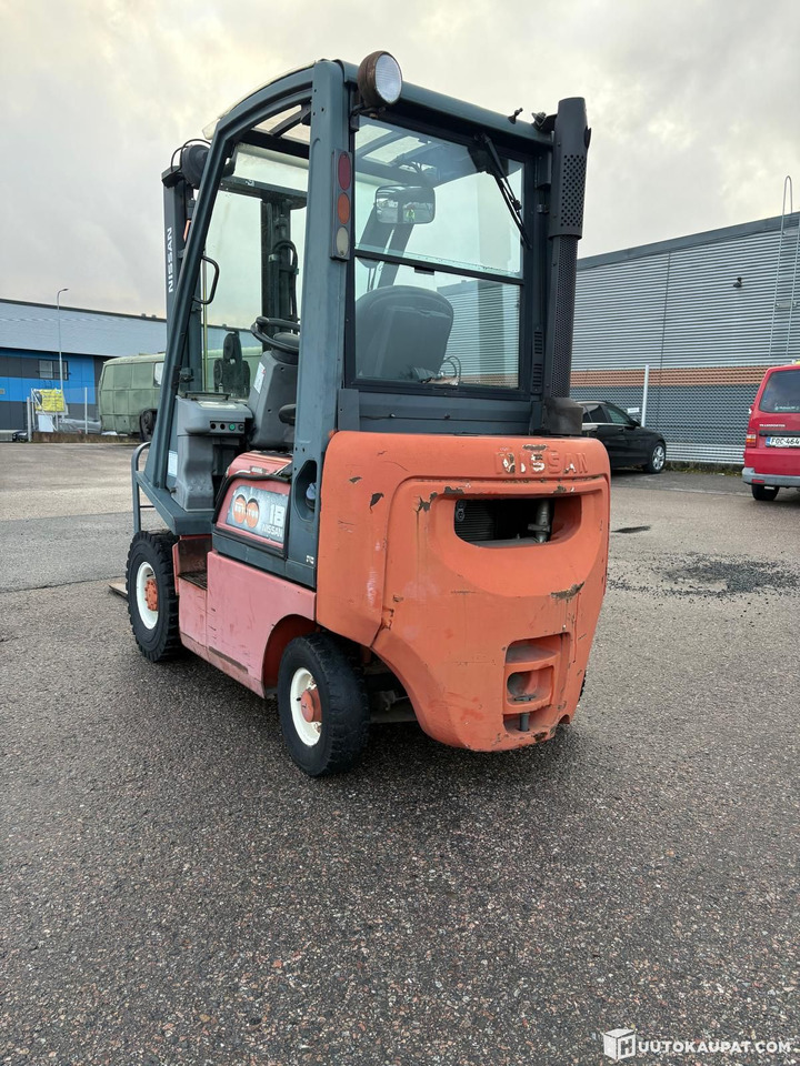 Nissan FD01A18Q, 2000 Forklift, Tampere - Empilhador a diesel: foto 5 Nissan FD01A18Q, 2000 Forklift, Tampere - Empilhador a diesel: foto 5