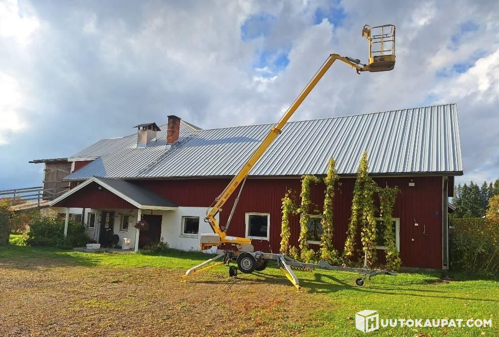 Ommelift 1050EZ, personnel lift, 2009, Pieksämäki - Plataforma de elevaçao rebocável: foto 3 Ommelift 1050EZ, personnel lift, 2009, Pieksämäki - Plataforma de elevaçao rebocável: foto 3