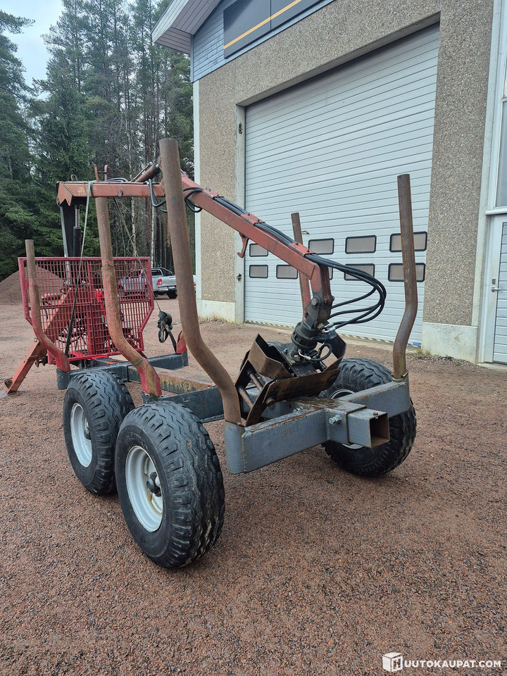 Patu 1800 loader with hydraulic pre-steering + forestry trailer, Honkajoki - Reboque florestal: foto 4 Patu 1800 loader with hydraulic pre-steering + forestry trailer, Honkajoki - Reboque florestal: foto 4