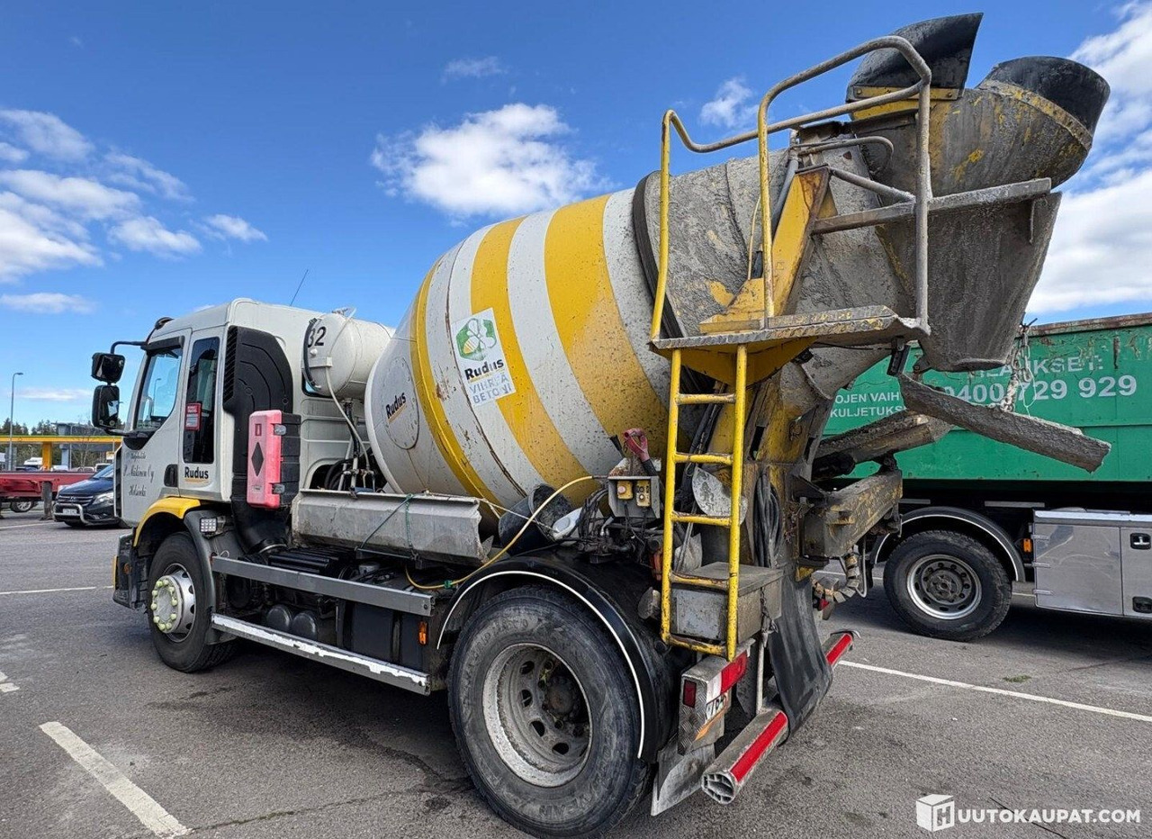 Renault D 18 WIDE, Concrete mixer truck, 2015, Helsinki - Camião betoneira: foto 2 Renault D 18 WIDE, Concrete mixer truck, 2015, Helsinki - Camião betoneira: foto 2