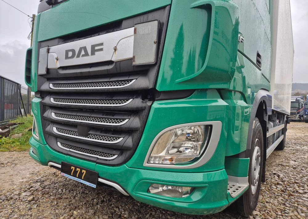 DAF XF ORYGINALNY PRZEBIEG z Niemiec / TANDEM ZESTAW PRZEJAZDOWY Z WINDĄ - Camião furgão: foto 5 DAF XF ORYGINALNY PRZEBIEG z Niemiec / TANDEM ZESTAW PRZEJAZDOWY Z WINDĄ - Camião furgão: foto 5