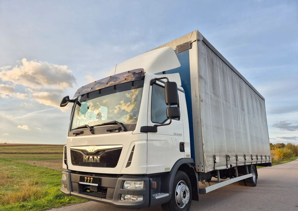 MAN TGL 12.250 6.2m 7.6m HAK AUTOMAT KLIMA 12000kg ESP EURO 6 mega / TOP STAN / okazja nauka jazdy MOŻLIWOŚĆ DOSTOSOWANIA elka - Camião de lona: foto 1 MAN TGL 12.250 6.2m 7.6m HAK AUTOMAT KLIMA 12000kg ESP EURO 6 mega / TOP STAN / okazja nauka jazdy MOŻLIWOŚĆ DOSTOSOWANIA elka - Camião de lona: foto 1