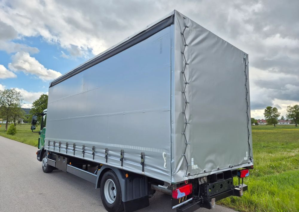 MAN TGL 12.250 6.2m AUTOMAT KLIMA z Niemiec ESP nowe opony EURO 6 / 4.75 rozstaw / zawiesie na wózek widłowy / TOP STAN / okazja nauka jazdy MOŻLIWOŚĆ DOSTOSOWANIA 12t - Camião de lona: foto 5 MAN TGL 12.250 6.2m AUTOMAT KLIMA z Niemiec ESP nowe opony EURO 6 / 4.75 rozstaw / zawiesie na wózek widłowy / TOP STAN / okazja nauka jazdy MOŻLIWOŚĆ DOSTOSOWANIA 12t - Camião de lona: foto 5