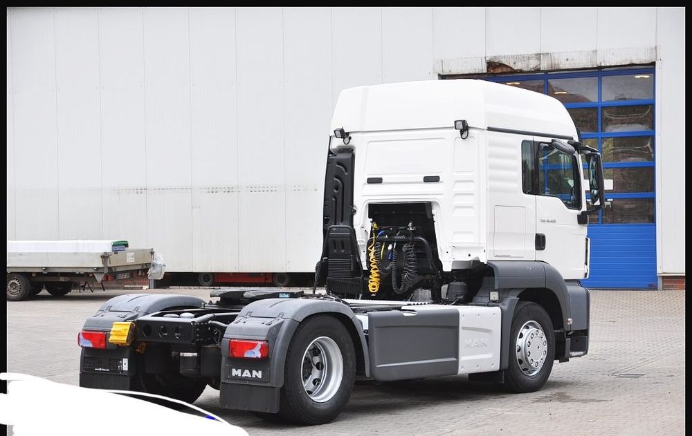 MAN TGS 18.420 2019 NAUKA JAZDY POLIFT ELKA AUTOMAT 4x2 STANDARD 315/70r22.5 SUPER STAN TGX 470 460 420 430 500 510 400 360 410 - Tractor: foto 3 MAN TGS 18.420 2019 NAUKA JAZDY POLIFT ELKA AUTOMAT 4x2 STANDARD 315/70r22.5 SUPER STAN TGX 470 460 420 430 500 510 400 360 410 - Tractor: foto 3