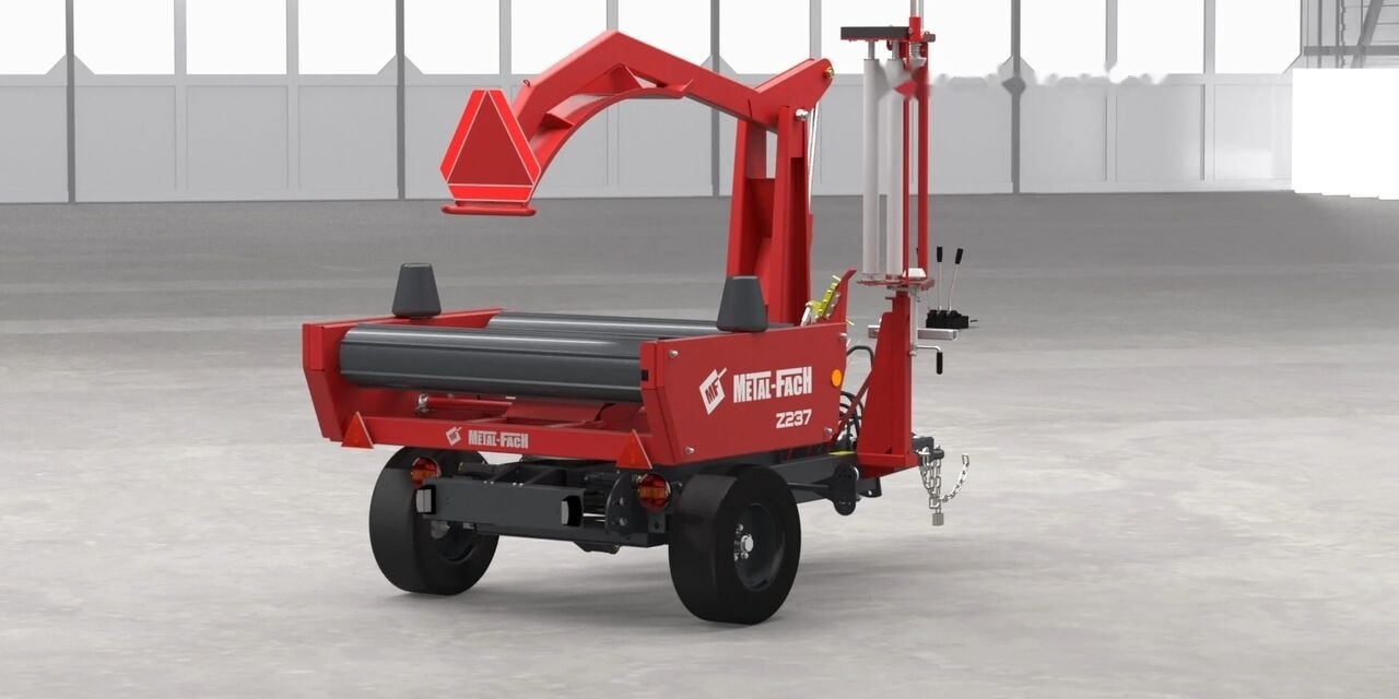 Metal-Fach Z237 załadunek tylny - Empacotador de fardos: foto 3 Metal-Fach Z237 załadunek tylny - Empacotador de fardos: foto 3