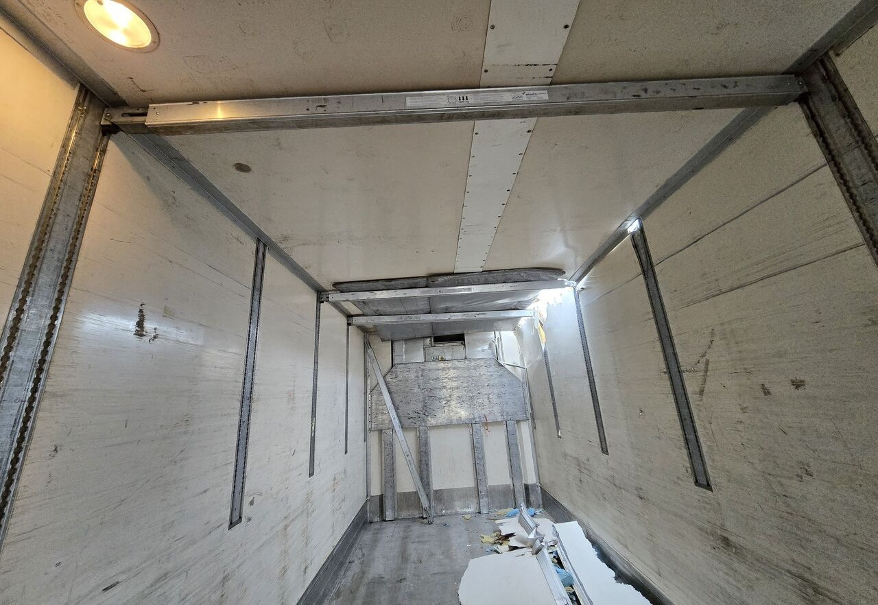 Semi-reboque frigorífico Krone doppelstock multitęperatura spektrum: foto 16 Semi-reboque frigorífico Krone doppelstock multitęperatura spektrum: foto 16