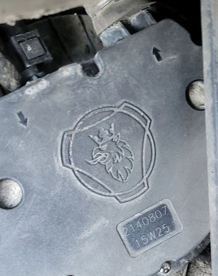 Scania R Euro6 2173147 2140807 Scania R Euro6 2173147 2140807 truck - Tanque para AdBlue para Camião: foto 1 Scania R Euro6 2173147 2140807 Scania R Euro6 2173147 2140807 truck - Tanque para AdBlue para Camião: foto 1