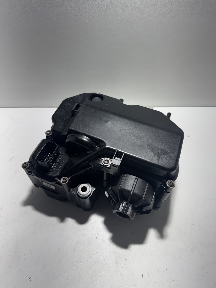 Ford F-Max Trucks Cargo - Bomba de combustivel: foto 1 Ford F-Max Trucks Cargo - Bomba de combustivel: foto 1