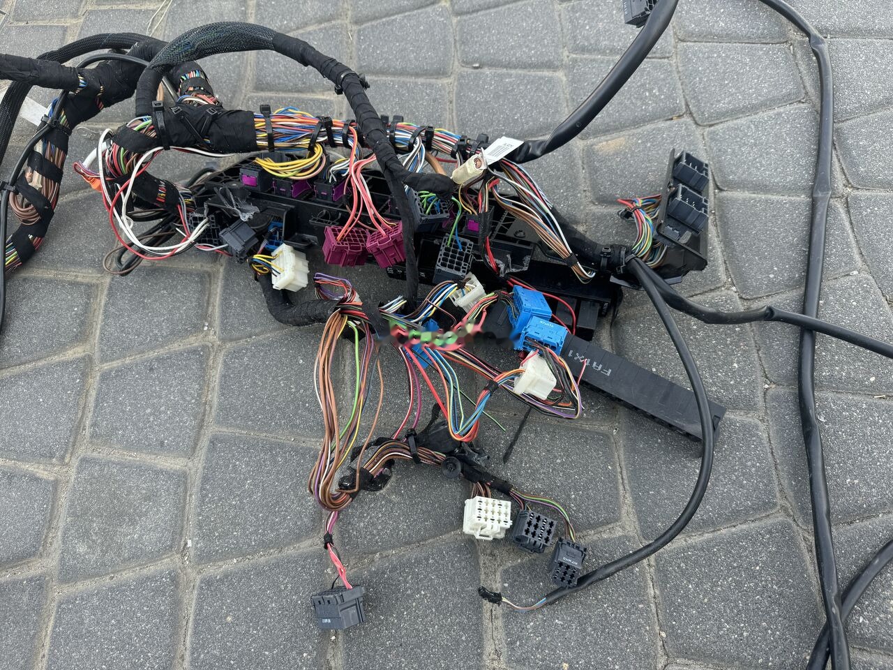 Instalacja Wiązka Deski Rozdzielczej Mercedes-Benz Atego III - Sistema elétrico para Camião: foto 2 Instalacja Wiązka Deski Rozdzielczej Mercedes-Benz Atego III - Sistema elétrico para Camião: foto 2