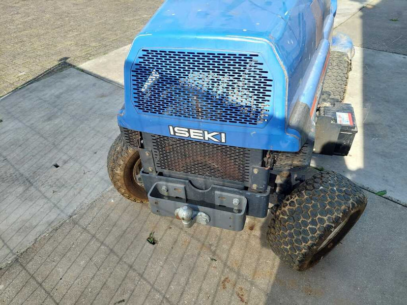 Iseki SFH 220 - Cortador de grama: foto 4 Iseki SFH 220 - Cortador de grama: foto 4