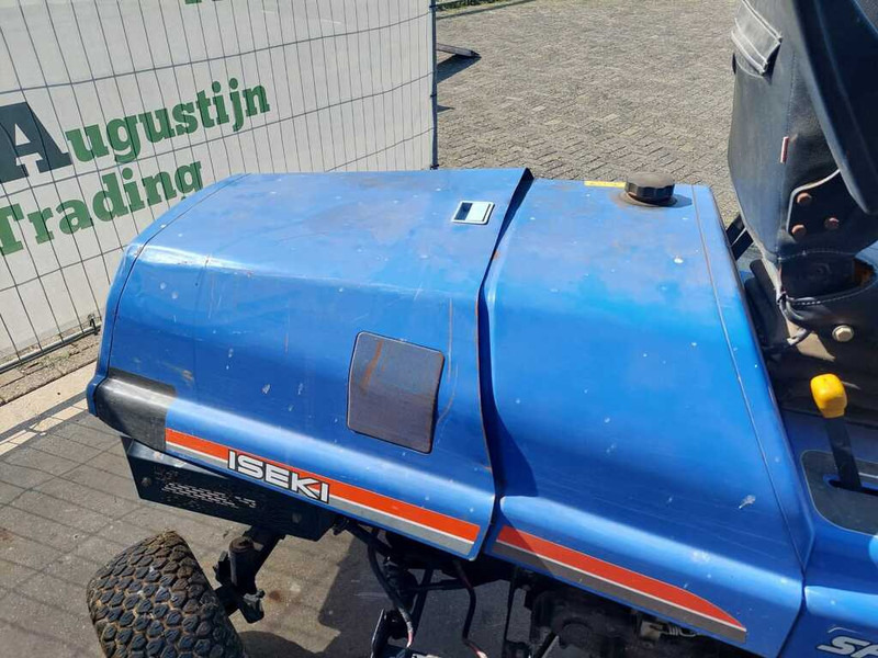 Iseki SFH 220 - Cortador de grama: foto 5 Iseki SFH 220 - Cortador de grama: foto 5