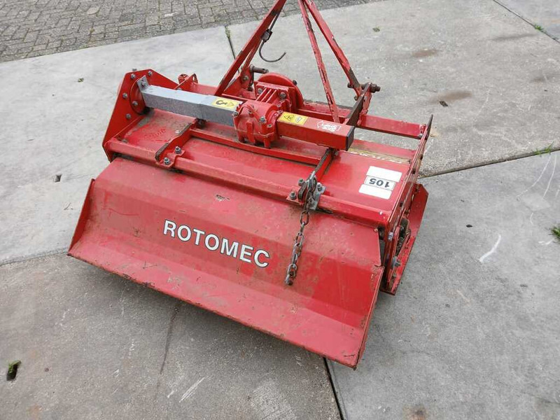 Rotomec 105 - Maquina para lavrar a terra: foto 2 Rotomec 105 - Maquina para lavrar a terra: foto 2