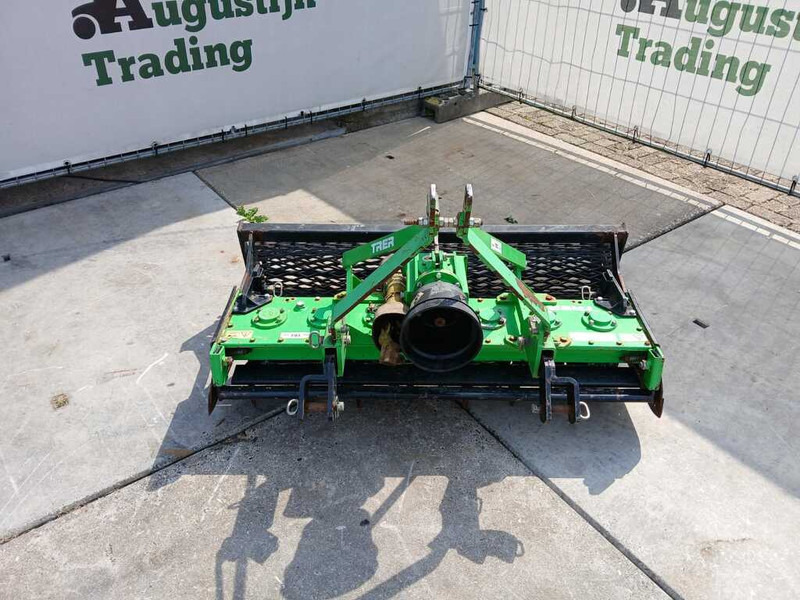 Trer MTZ 135 - Grade rotativa: foto 1 Trer MTZ 135 - Grade rotativa: foto 1