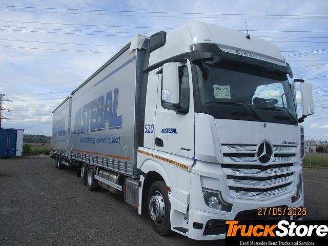 Mercedes-Benz Actros 2542 - Camião de lona: foto 1 Mercedes-Benz Actros 2542 - Camião de lona: foto 1
