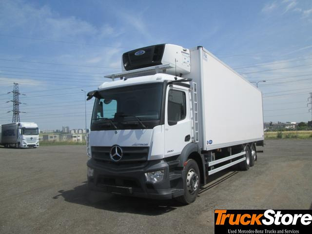 Mercedes-Benz Antos 2530 L - Camião frigorífico: foto 1 Mercedes-Benz Antos 2530 L - Camião frigorífico: foto 1