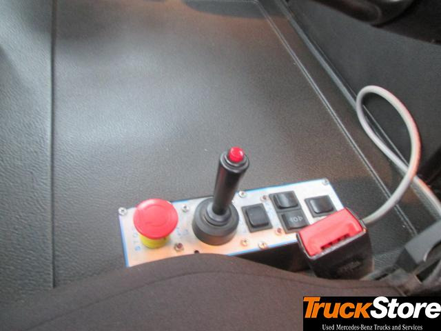 Mercedes-Benz Arocs 2645 LK - Camião multibenne: foto 2 Mercedes-Benz Arocs 2645 LK - Camião multibenne: foto 2