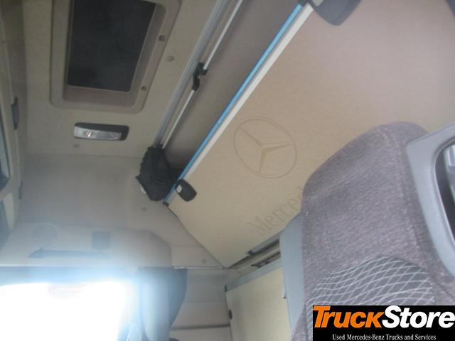 Tractor Mercedes-Benz Actros 1845 LS nRL: foto 8