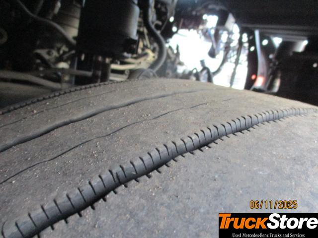 Tractor Mercedes-Benz Actros 1845 LS nRL: foto 6