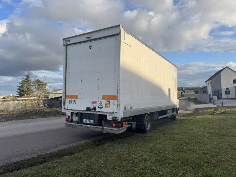 Camião furgão DAF LF 210 FA: foto 6