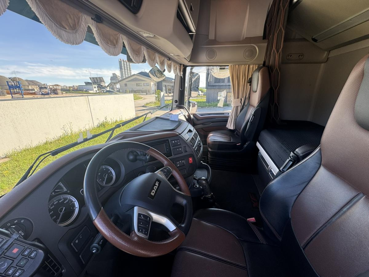 Tractor DAF XF 530 FT: foto 11