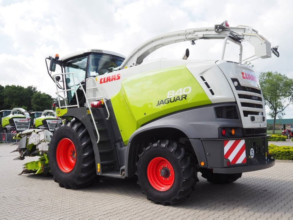 Claas Jaguar 840 + Orbis 450 - Picadora de forragem automotriz: foto 2 Claas Jaguar 840 + Orbis 450 - Picadora de forragem automotriz: foto 2