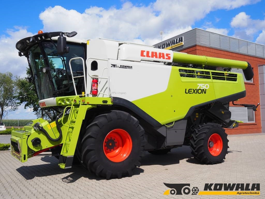 Claas Lexion 750 GPS + V770 - Ceifeira debulhadora: foto 1 Claas Lexion 750 GPS + V770 - Ceifeira debulhadora: foto 1