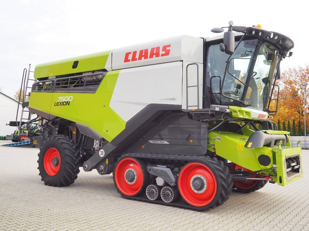Claas Lexion 7500TT GPS + V930 - Ceifeira debulhadora: foto 4 Claas Lexion 7500TT GPS + V930 - Ceifeira debulhadora: foto 4