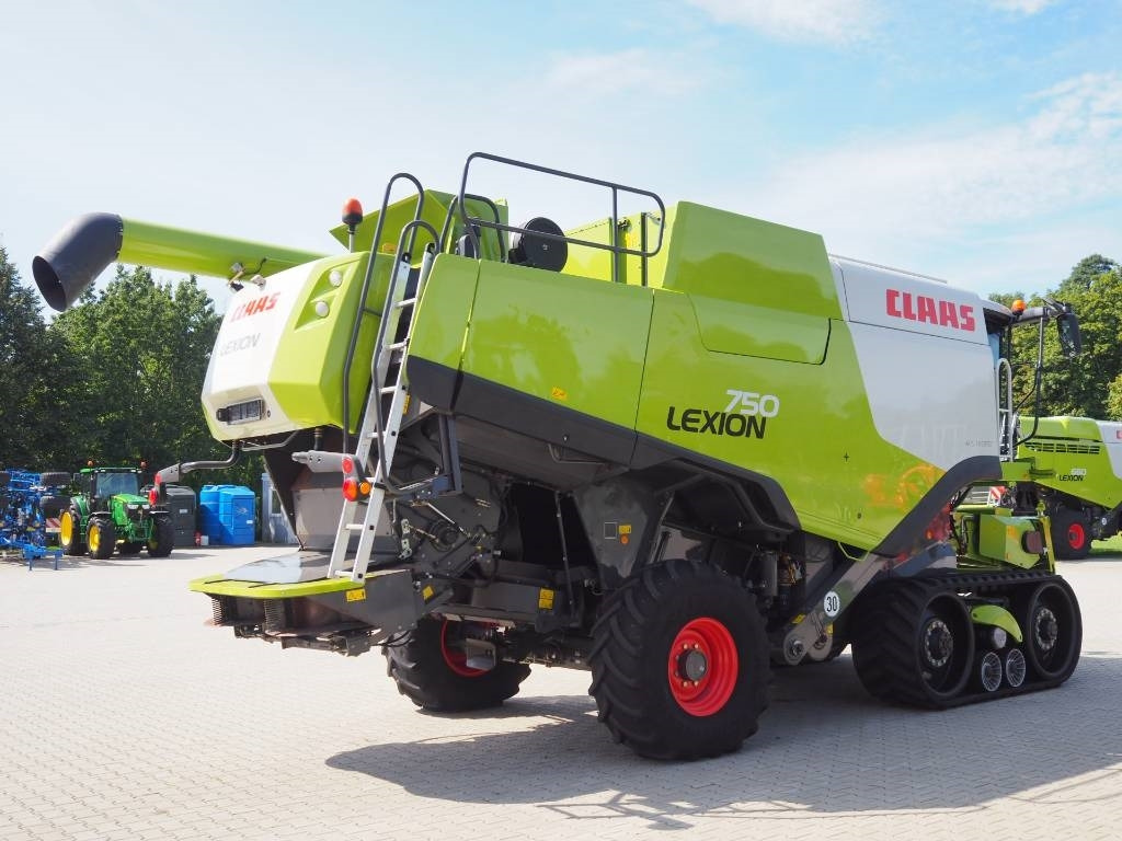 Claas Lexion 750TT + V900 - Ceifeira debulhadora: foto 3 Claas Lexion 750TT + V900 - Ceifeira debulhadora: foto 3