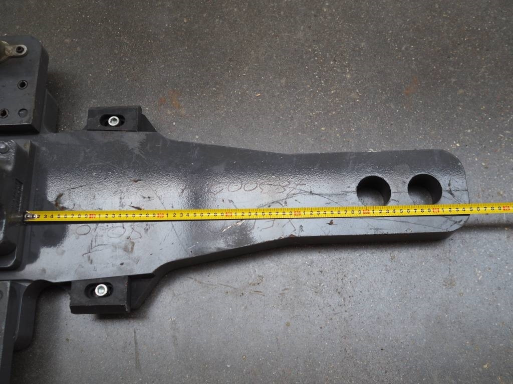 Claas Xerion - bumper hitch K80 - Carroceria e exterior para Máquina agrícola: foto 4 Claas Xerion - bumper hitch K80 - Carroceria e exterior para Máquina agrícola: foto 4