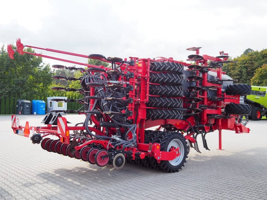 Horsch Focus 6 TD  - Semeadora combinada: foto 4 Horsch Focus 6 TD  - Semeadora combinada: foto 4