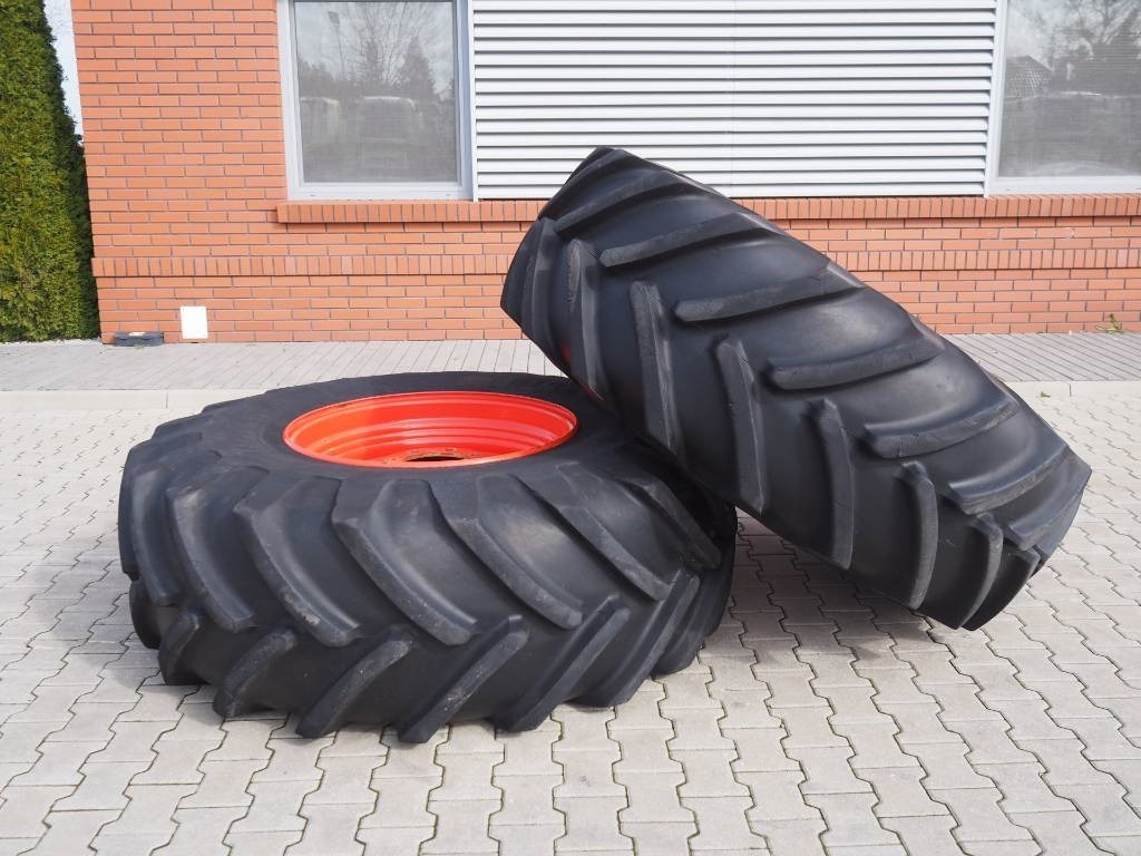 Michelin Agricultural Wheels 650/75 R32 - Claas Jaguar - Pneu para Máquina agrícola: foto 2 Michelin Agricultural Wheels 650/75 R32 - Claas Jaguar - Pneu para Máquina agrícola: foto 2