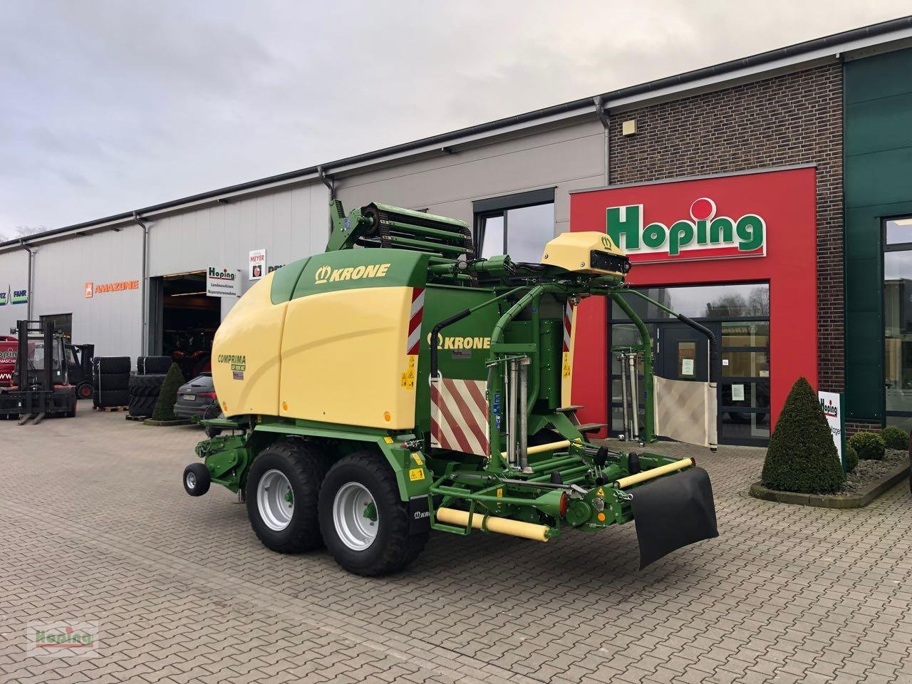 Krone Comprima CF 155 XC - Enfardadeira de fardos redondos: foto 5 Krone Comprima CF 155 XC - Enfardadeira de fardos redondos: foto 5