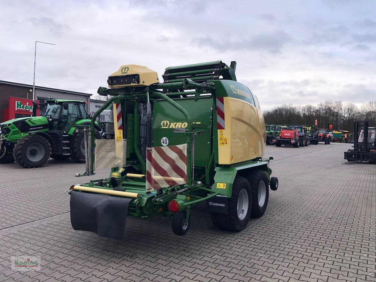 Krone Comprima CF 155 XC - Enfardadeira de fardos redondos: foto 4 Krone Comprima CF 155 XC - Enfardadeira de fardos redondos: foto 4