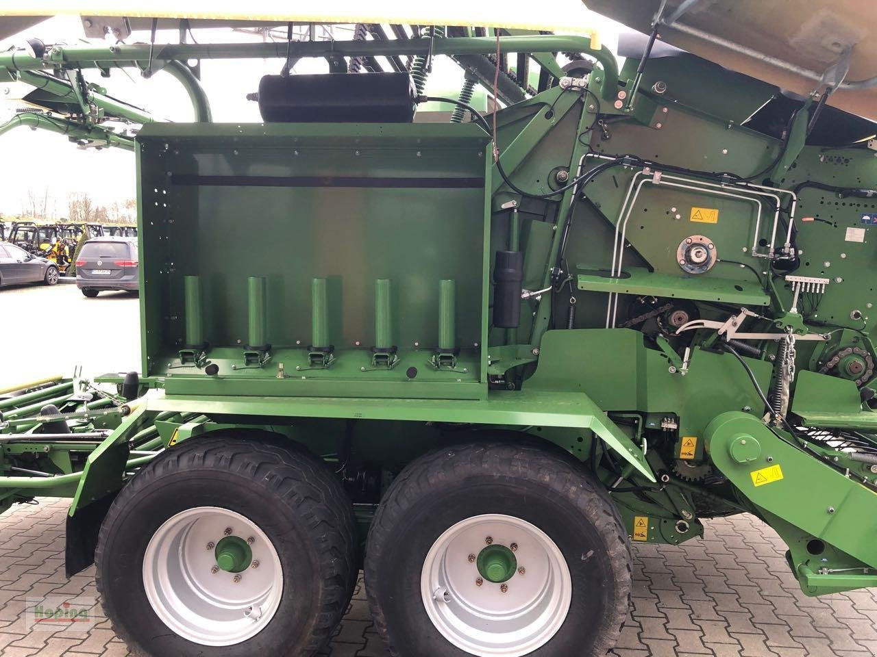 Enfardadeira de fardos redondos Krone Comprima CF 155 XC: foto 11 Enfardadeira de fardos redondos Krone Comprima CF 155 XC: foto 11