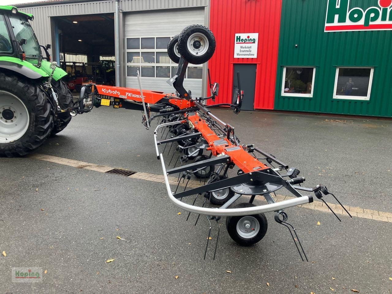 Kubota TE10511C - Ancinho enleirador: foto 2 Kubota TE10511C - Ancinho enleirador: foto 2